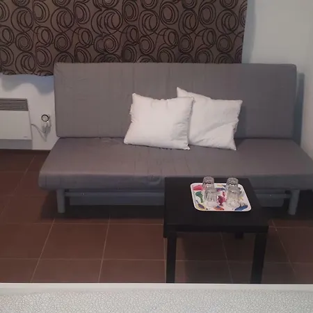 Apartment - Sukromie V Meste