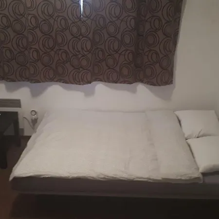 - Súkromie V Meste * Bratislava